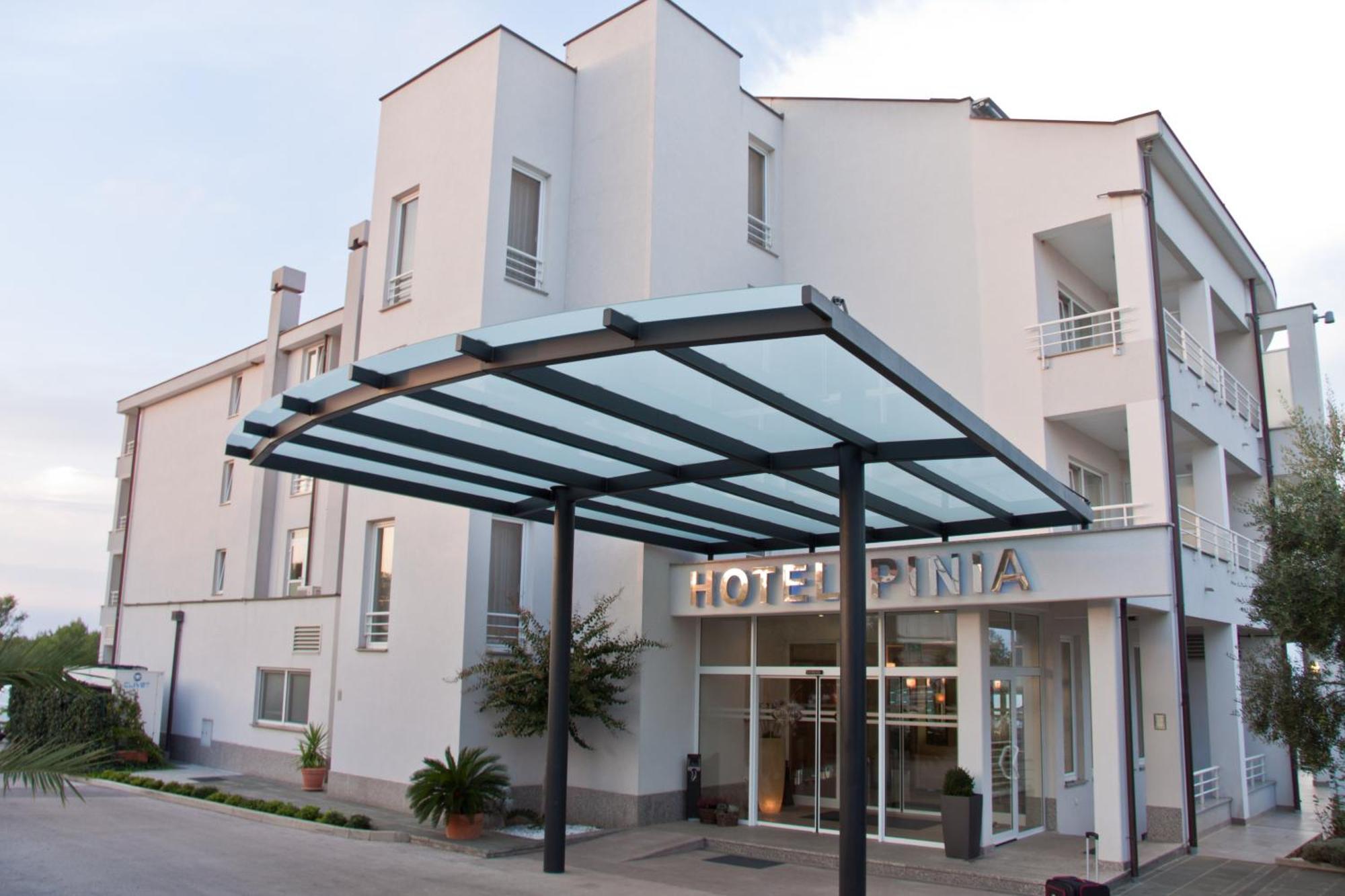 Spa & Wellness Hotel Pinia มาลินสกา ภายนอก รูปภาพ