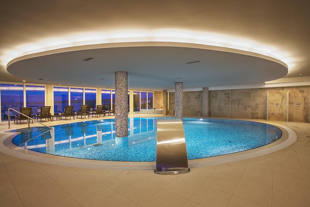 Spa & Wellness Hotel Pinia มาลินสกา ภายนอก รูปภาพ