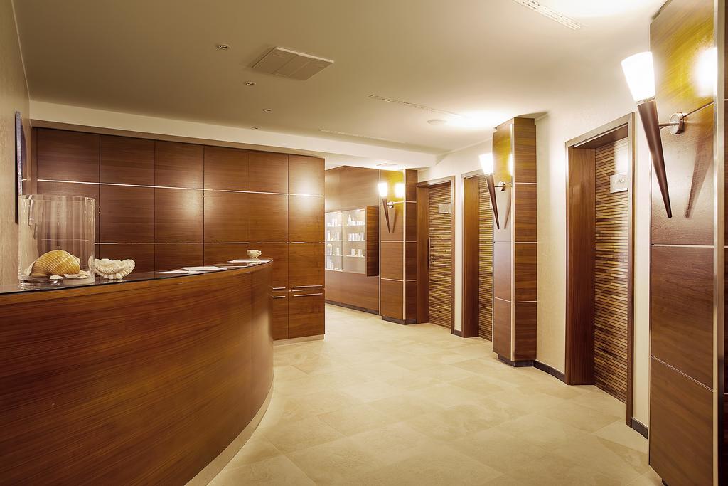 Spa & Wellness Hotel Pinia มาลินสกา ภายนอก รูปภาพ