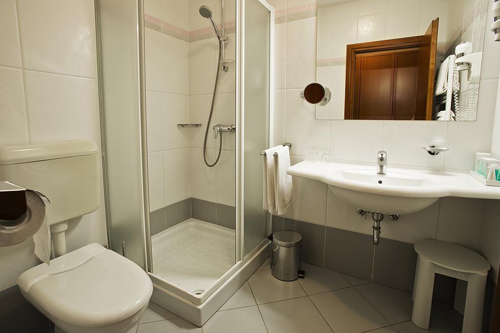Spa & Wellness Hotel Pinia มาลินสกา ห้อง รูปภาพ